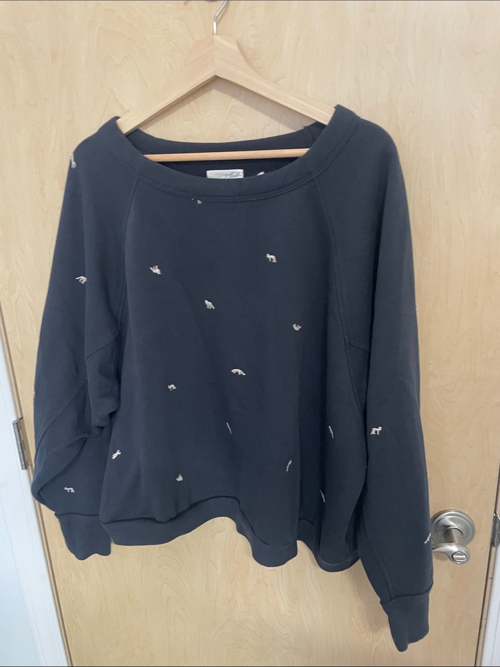 🦊 Universal Thread Fox Sweatshirt | Women’s XXL - Picture 9 of 9